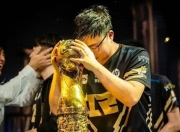 亚博体育-包含Rookie爆冷击败RNG，关键助攻引爆全场！的词条