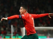 亚博-C罗新星夺冠表现突出，西班牙队前途光明！引发球迷热议(西班牙足球c罗)