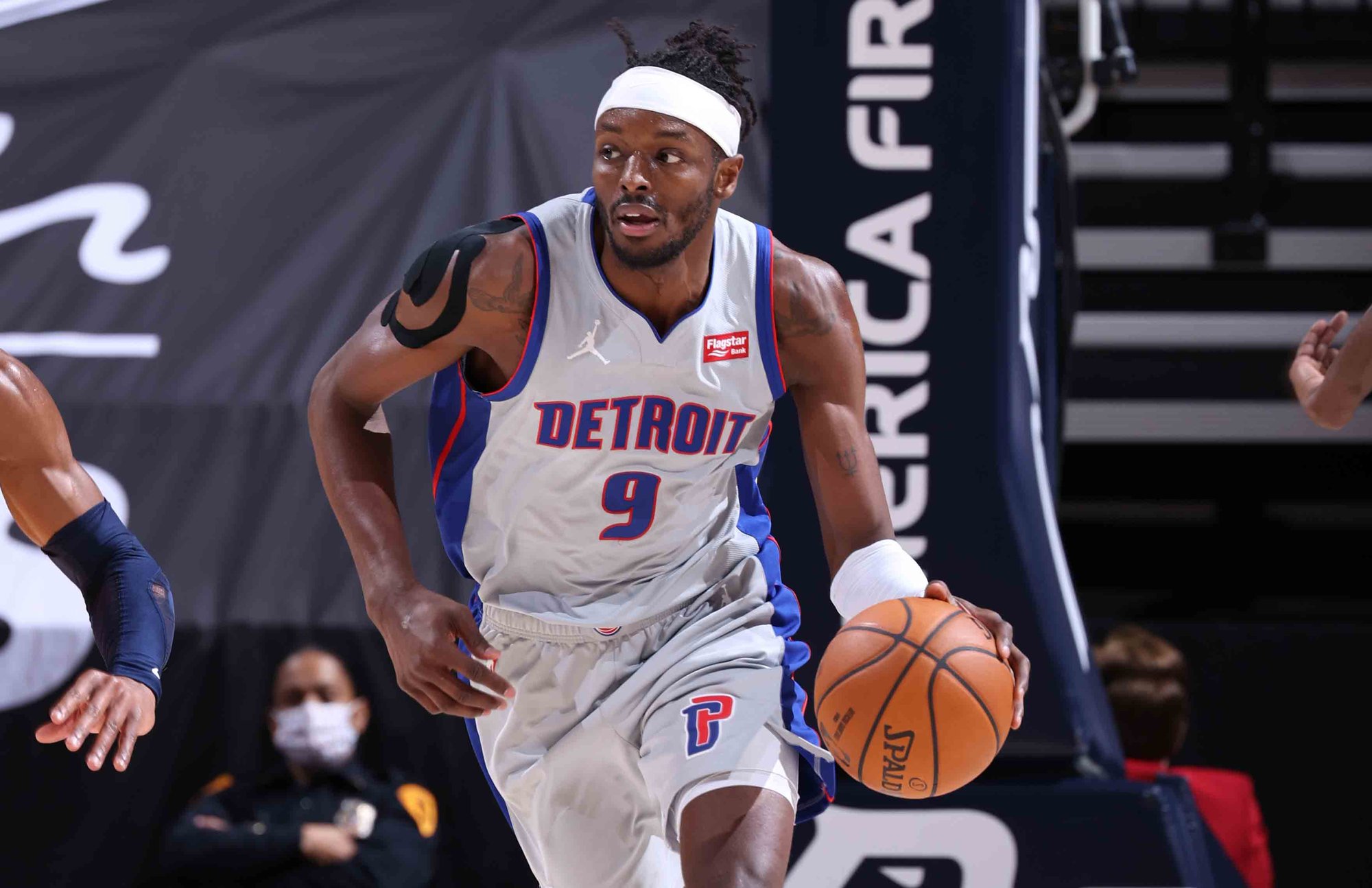 关于底特律活塞内部会议纪要流出：清晨伤情更新，NBA总决赛使命明确，身体对抗强度拉满的信息