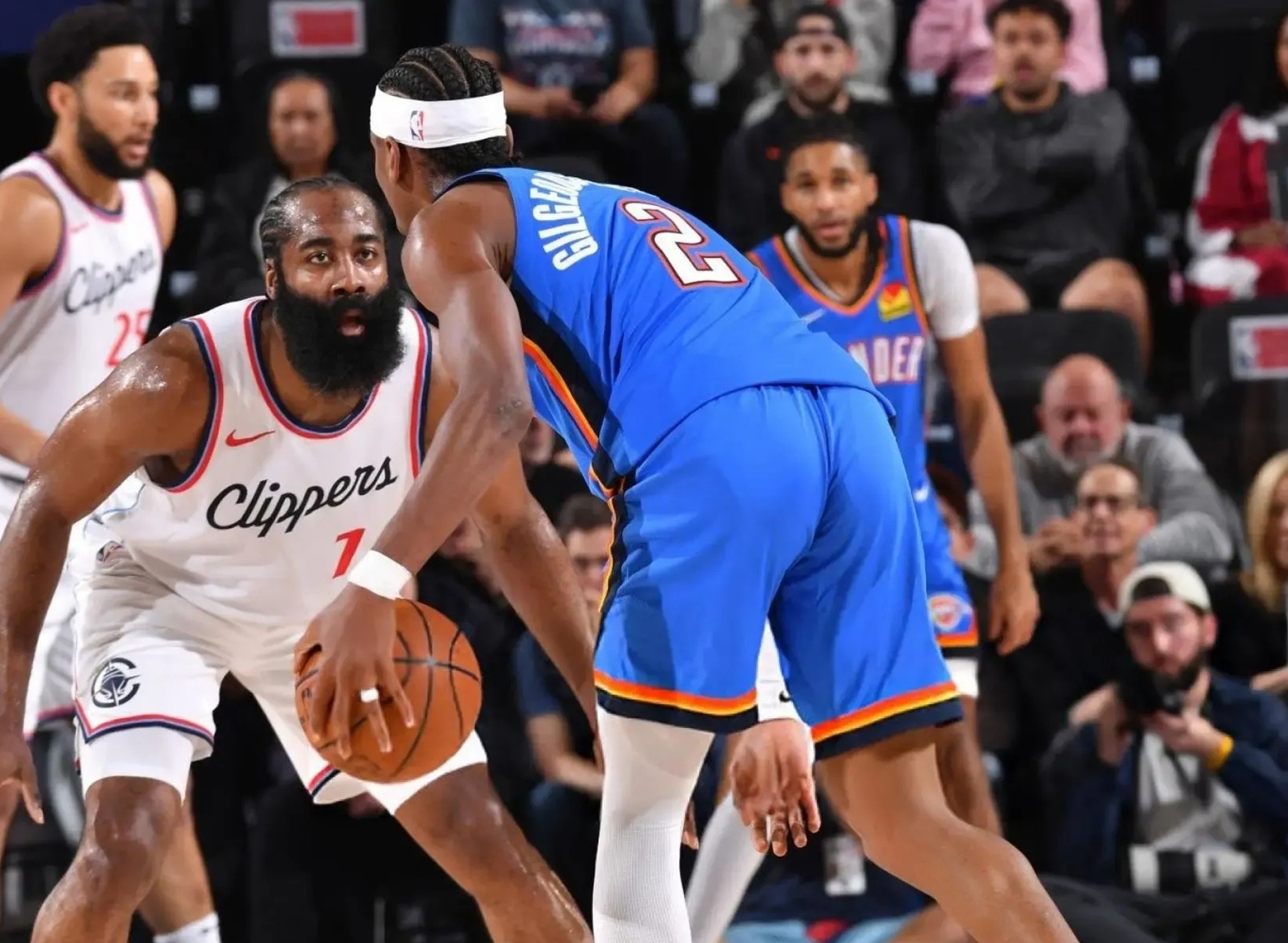 关于哈登关键节点势不可挡，日本队带队取胜！的信息